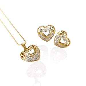 Conjunto Coração M Cravejado - Semijoias com banho no Ouro 18K